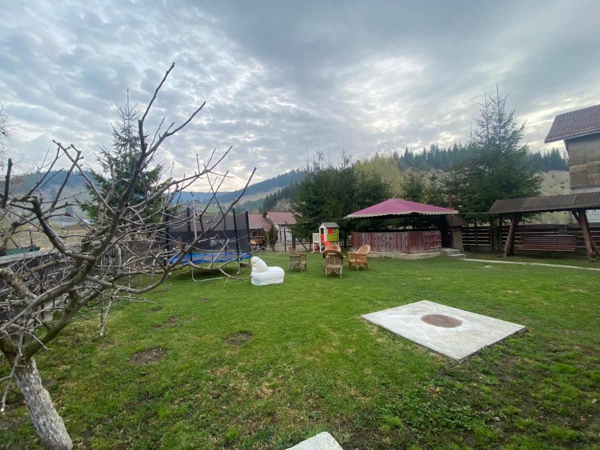Casa Laur Hotel Mînăstirea Humorului Buitenkant foto