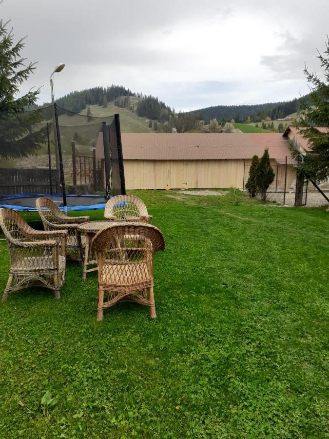 Casa Laur Hotel Mînăstirea Humorului Buitenkant foto